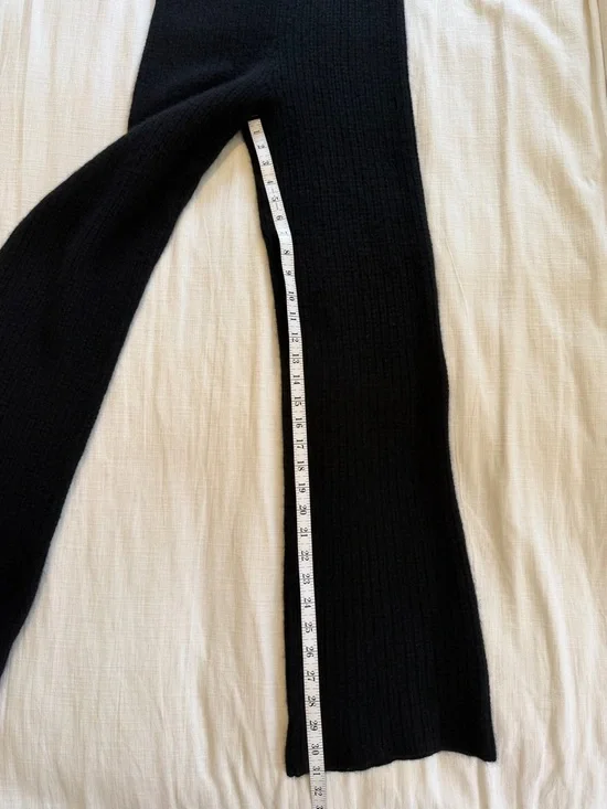 Alo Cashmere High-Waist Plush Waffle Pant in Black SZ M - Picture 11 of 13